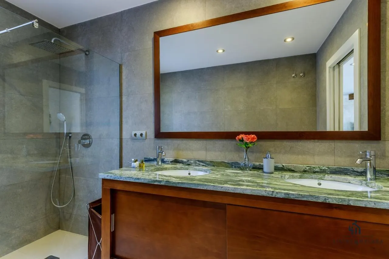 Living4Malaga Theatre Square Terrace Apartment 0*, Malaga
