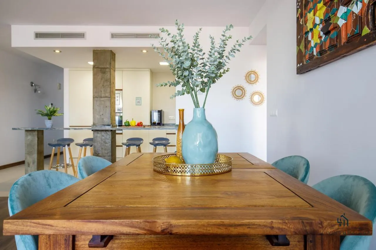 Living4Malaga Theatre Square Terrace Apartment
